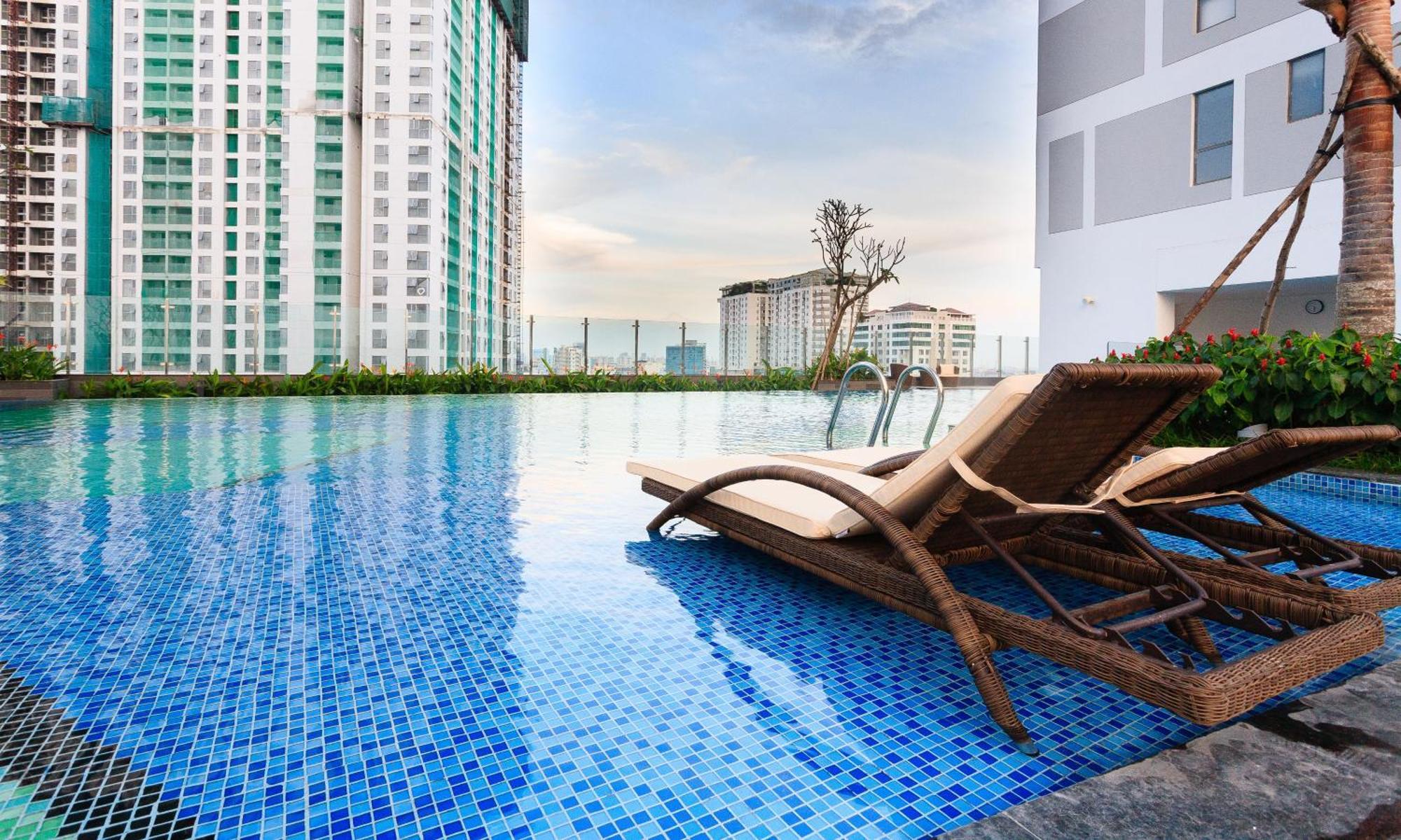 Cbd Rivergate- Infinity Pool Signature Ho Si Minh-város Kültér fotó